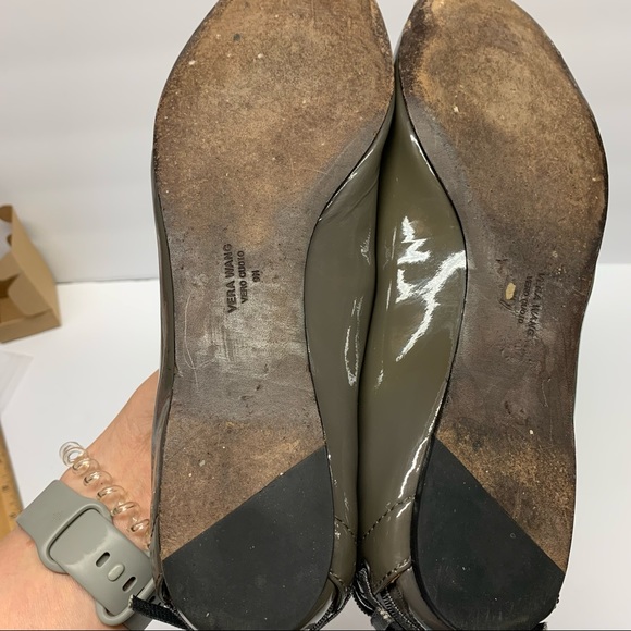 Vera Wang grey Helen patent leather ballet flat slip on shoes 9 - Picture 6 of 13